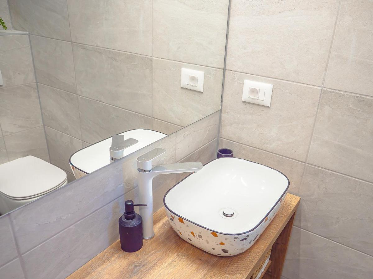 Apartmani Dora & Luka Rijeka Ngoại thất bức ảnh