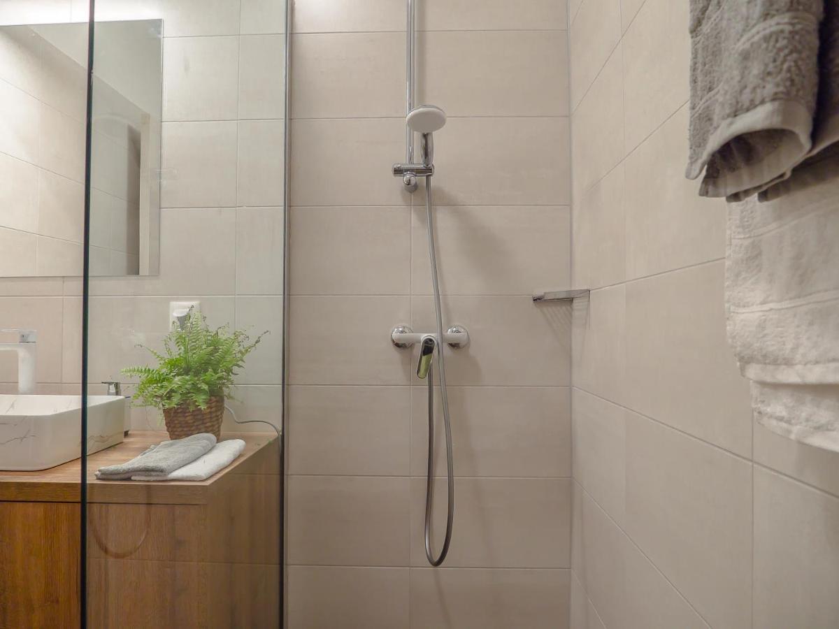Apartmani Dora & Luka Rijeka Ngoại thất bức ảnh